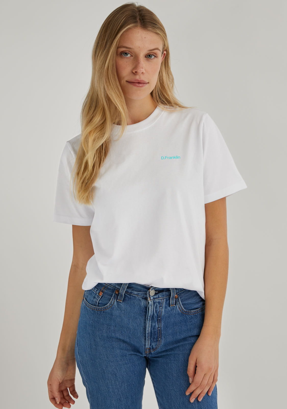 Social Club T-Shirt White / Blue