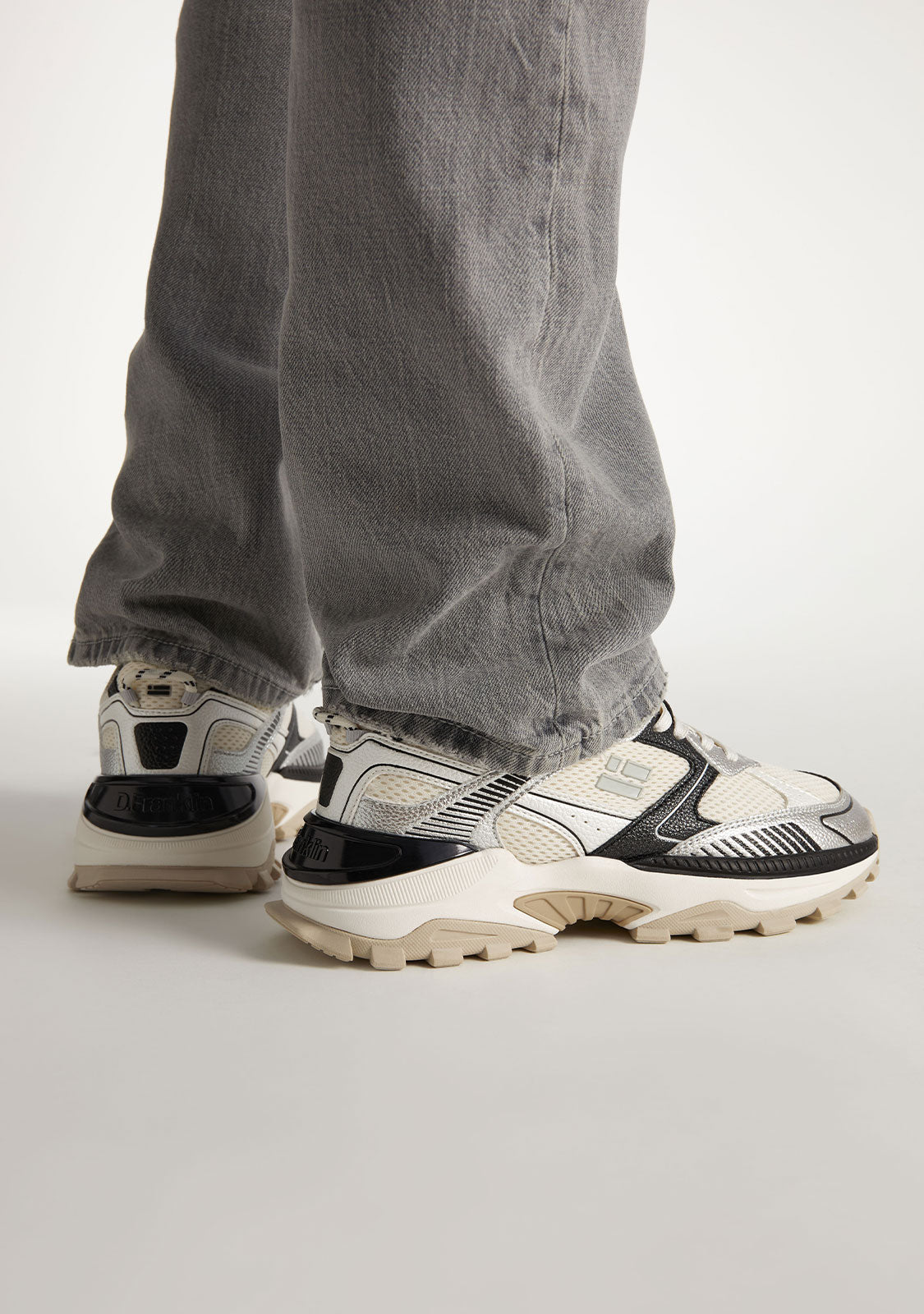 347 Track Flame Silver / Black