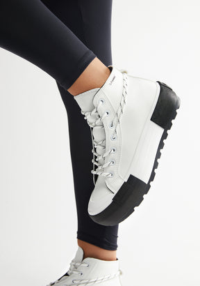 One Way Track Med White / Black