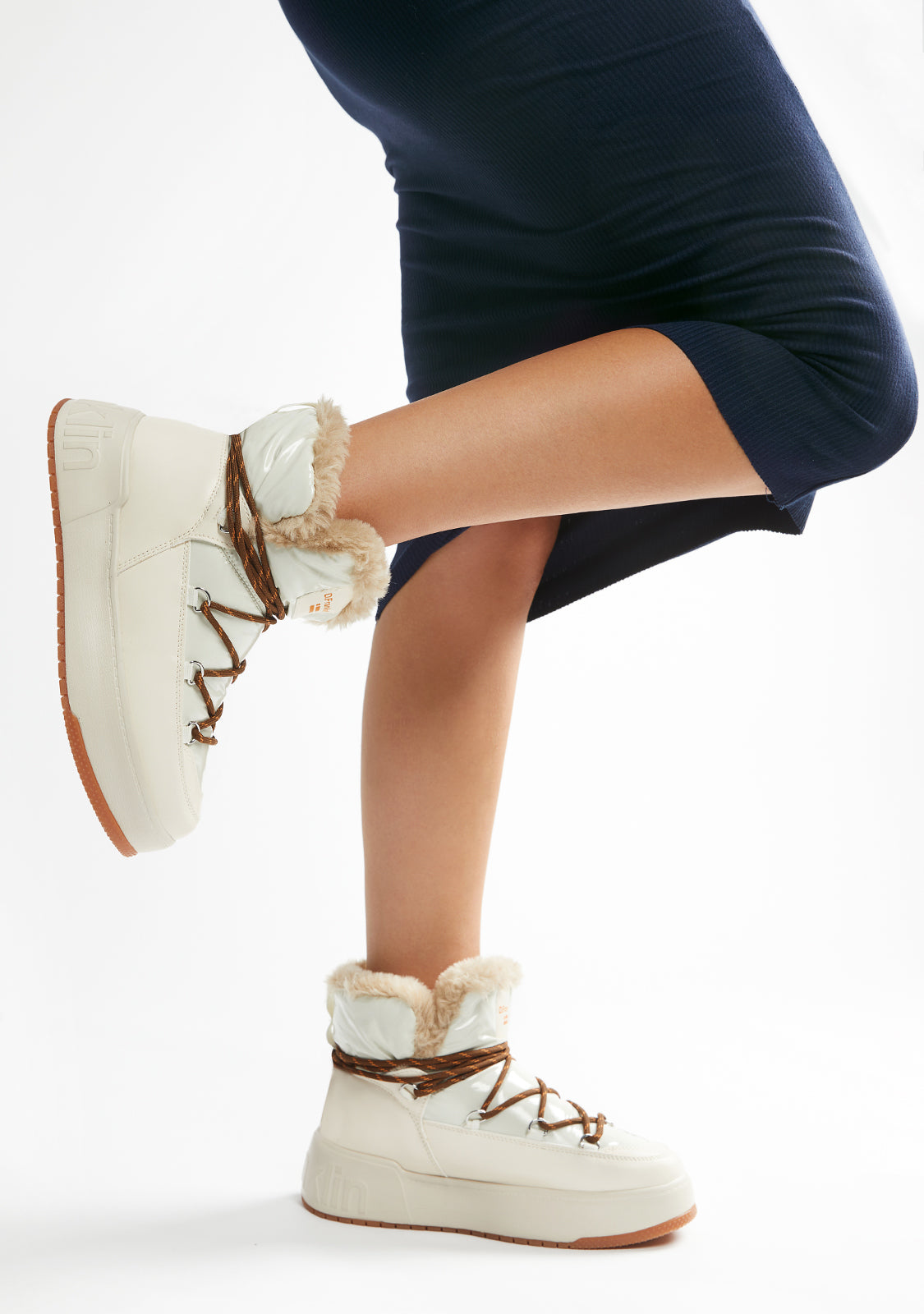 Court boots sales
