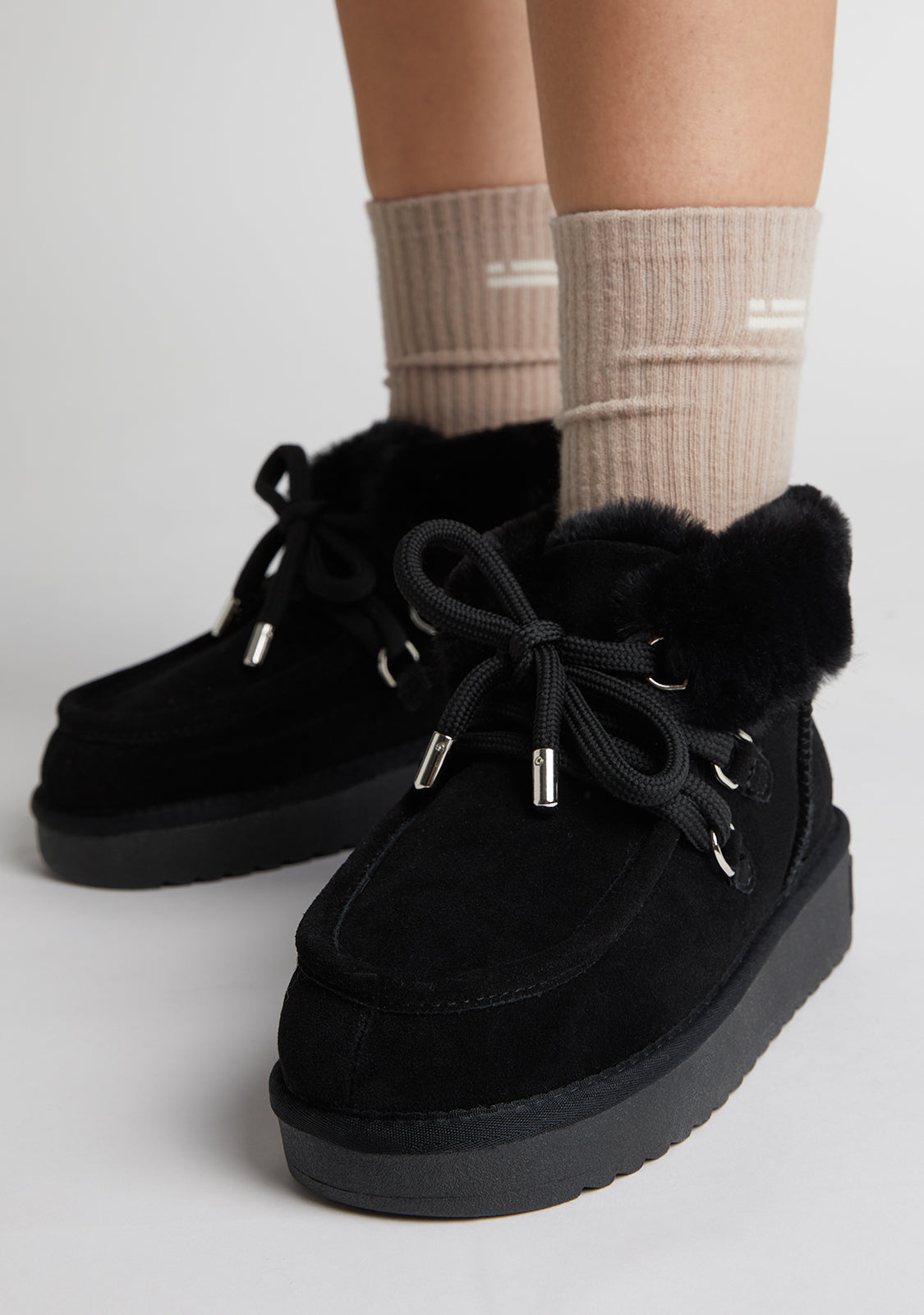 Nordic Mid Fur Black