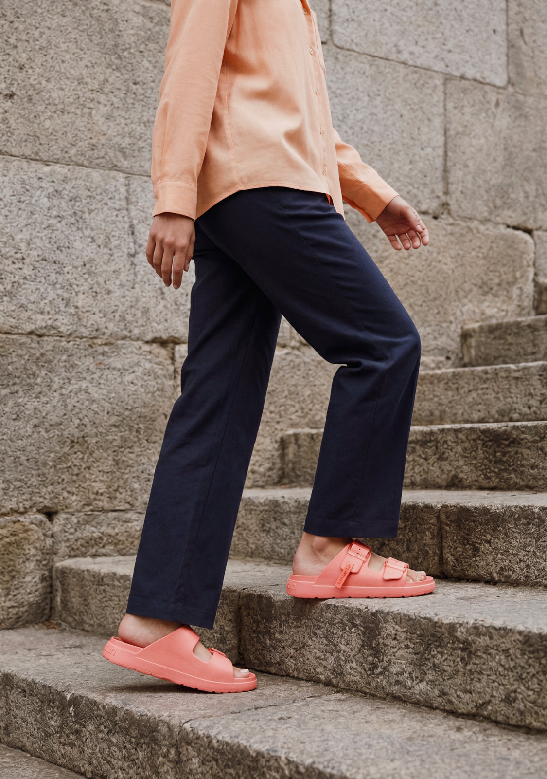 Women's Vibe Foam 2 Buckles Cristal Peach Sandals | D.Franklin