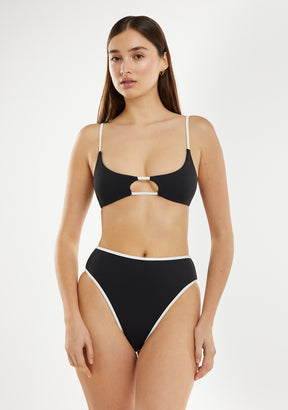 Feroe Top + Wake Bottom Bikini Black