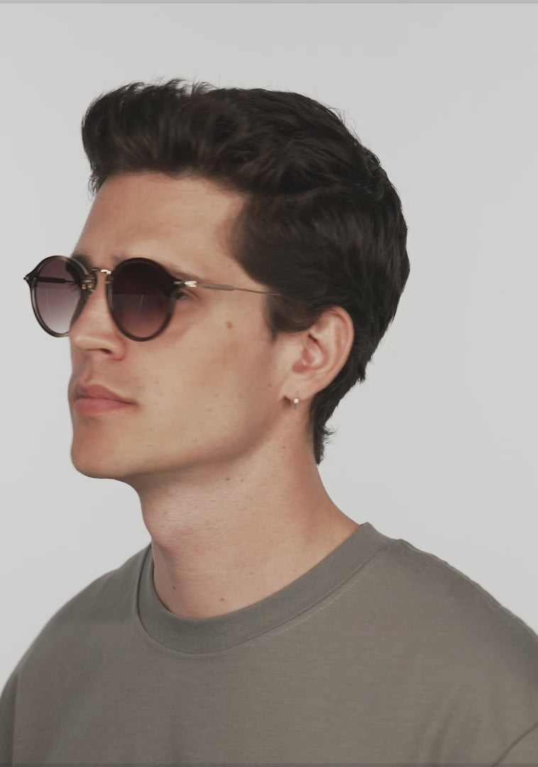 Roller TR90 Milky Brown Round Sunglasses | D.Franklin®