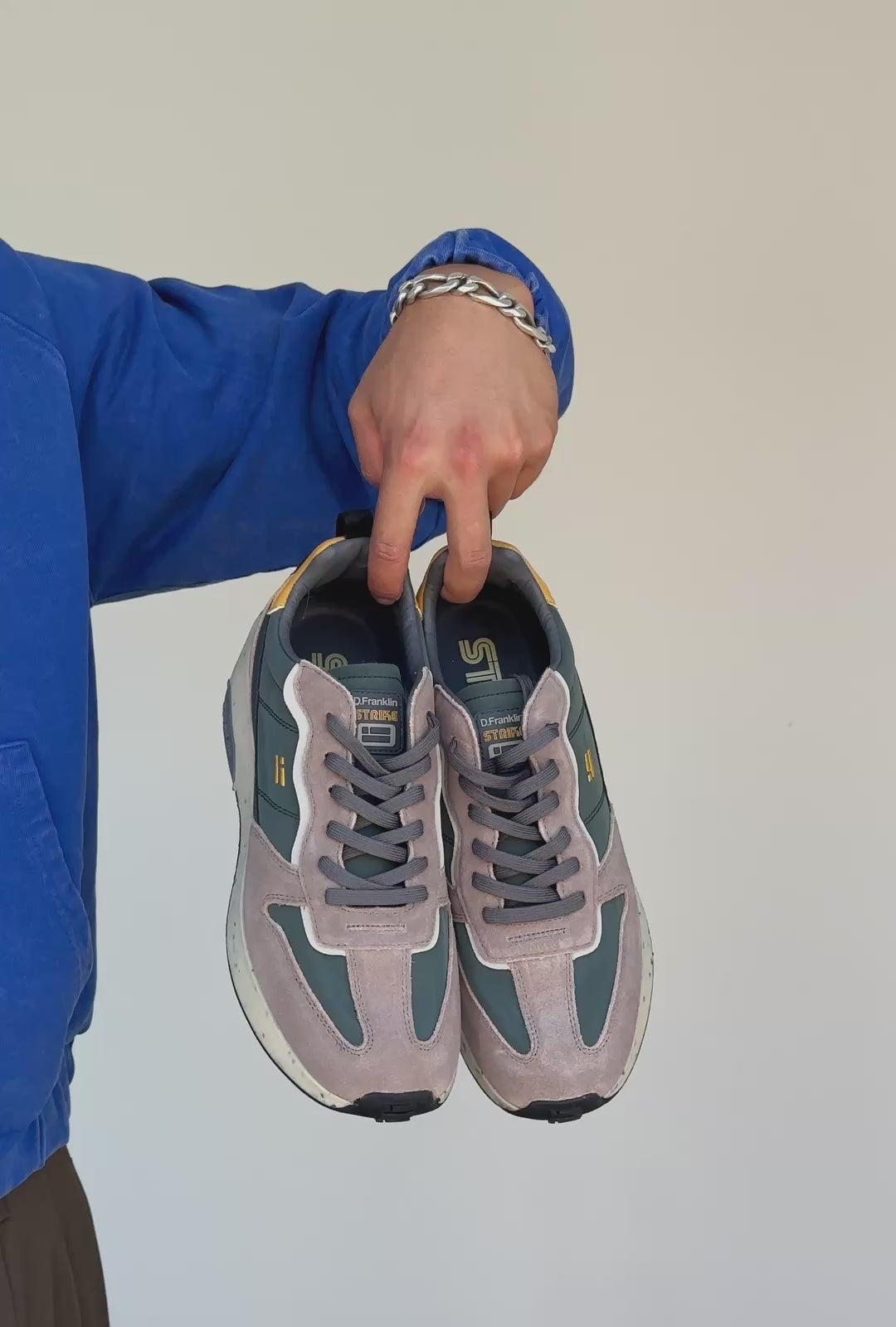 Load video: Active Green