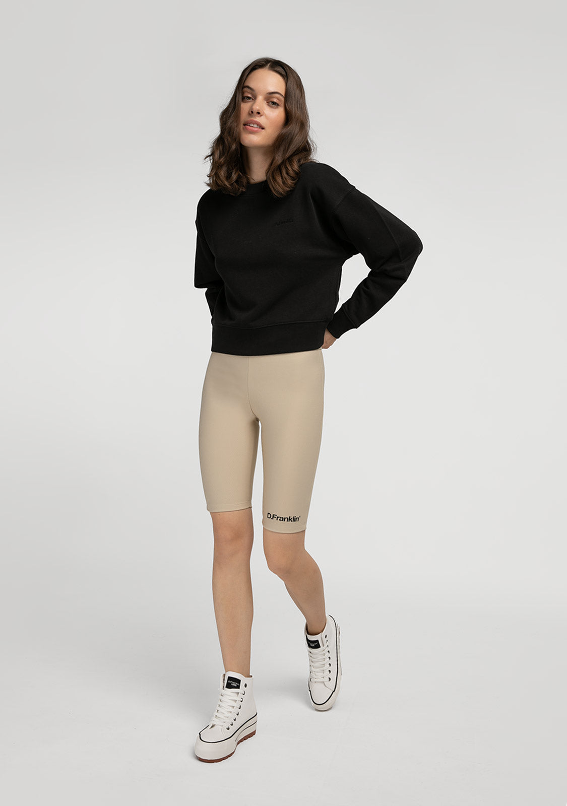 Basic Biker Short Beige