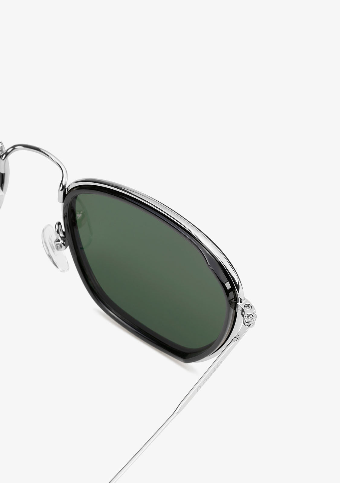 Walker SQ Black / G15