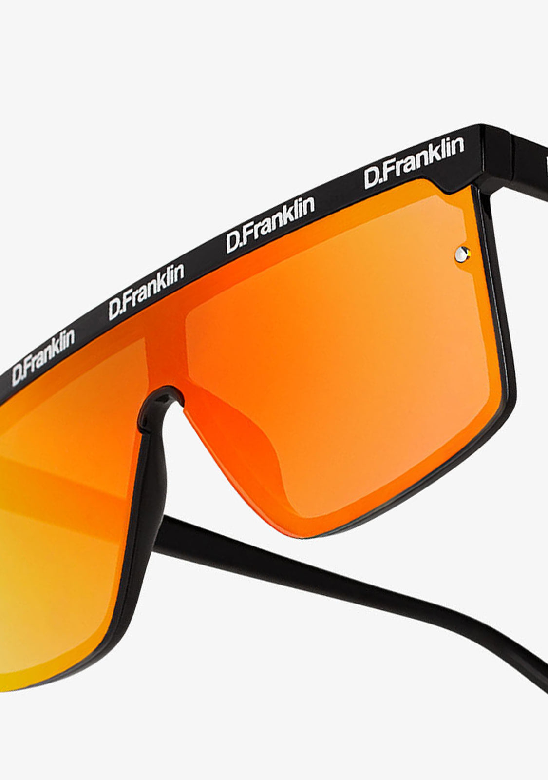 D.Franklin - New colors available of the ORION Model. Always on style  wearing D.Franklin Sunglasses Discover all new at www.dfranklincreation.com