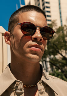 Rounded Sunglasses in Brown Trans/Brown | D.Franklin®