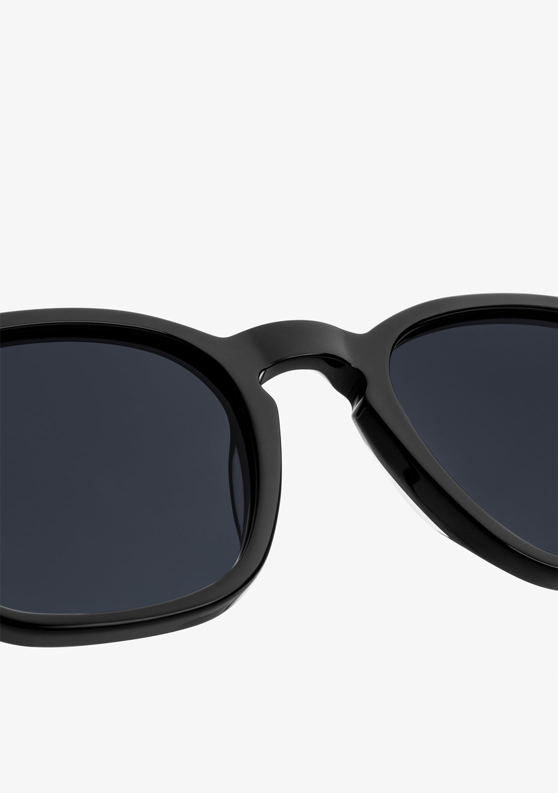 998 Black / Black
