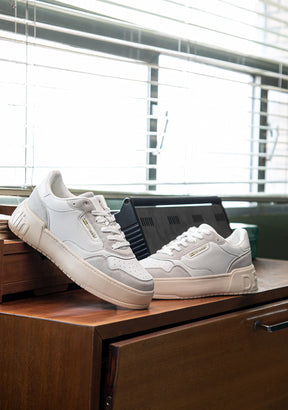 Low Court Basic White / White